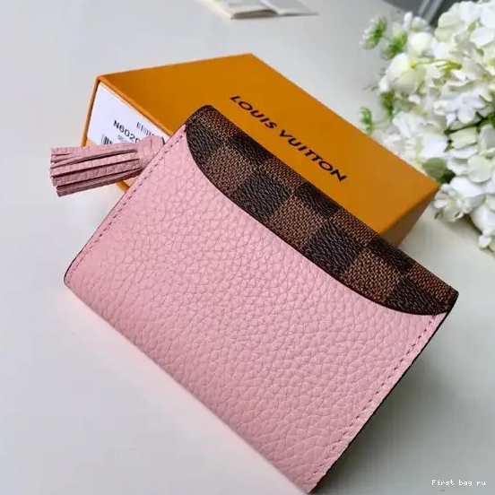First bag ru Vuitton WALLET CROISETTE COMPACT Louis 0706